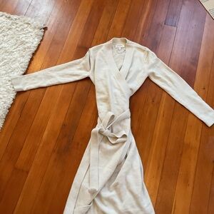 Banana Republic Light Cream Cardigan